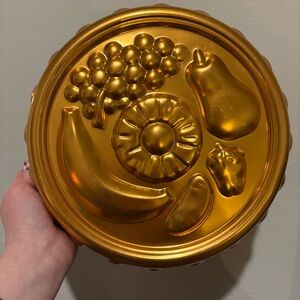 Vintage Copper Mold Scalloped Fruit Pattern Wall Hanging 10” STRAWBERRY PINEAPPL